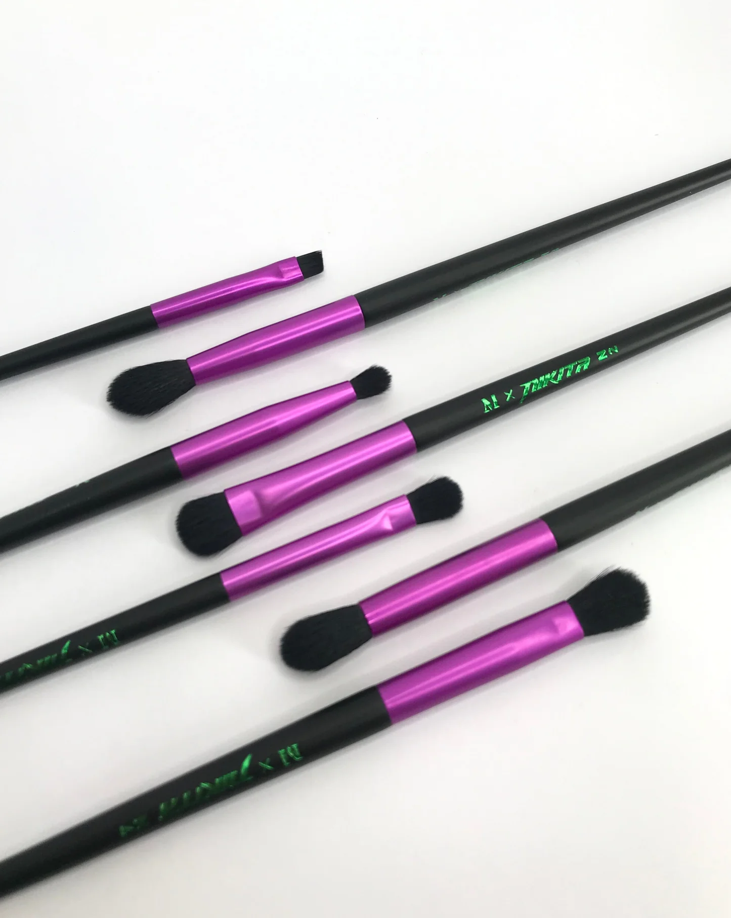 Set de Brochas Morphe x Nikita